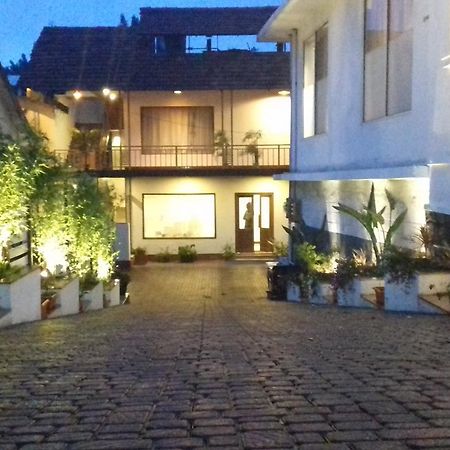 Olives Pleasant Stays Утакаманд Экстерьер фото